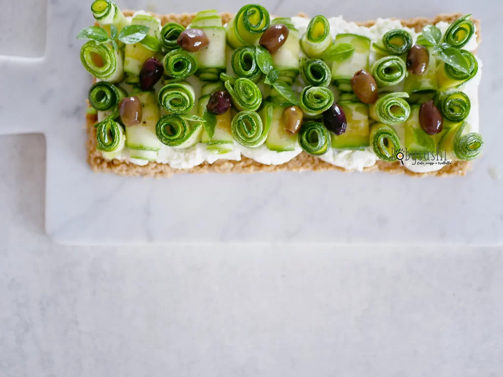 Torta salata con zucchine senza cottura